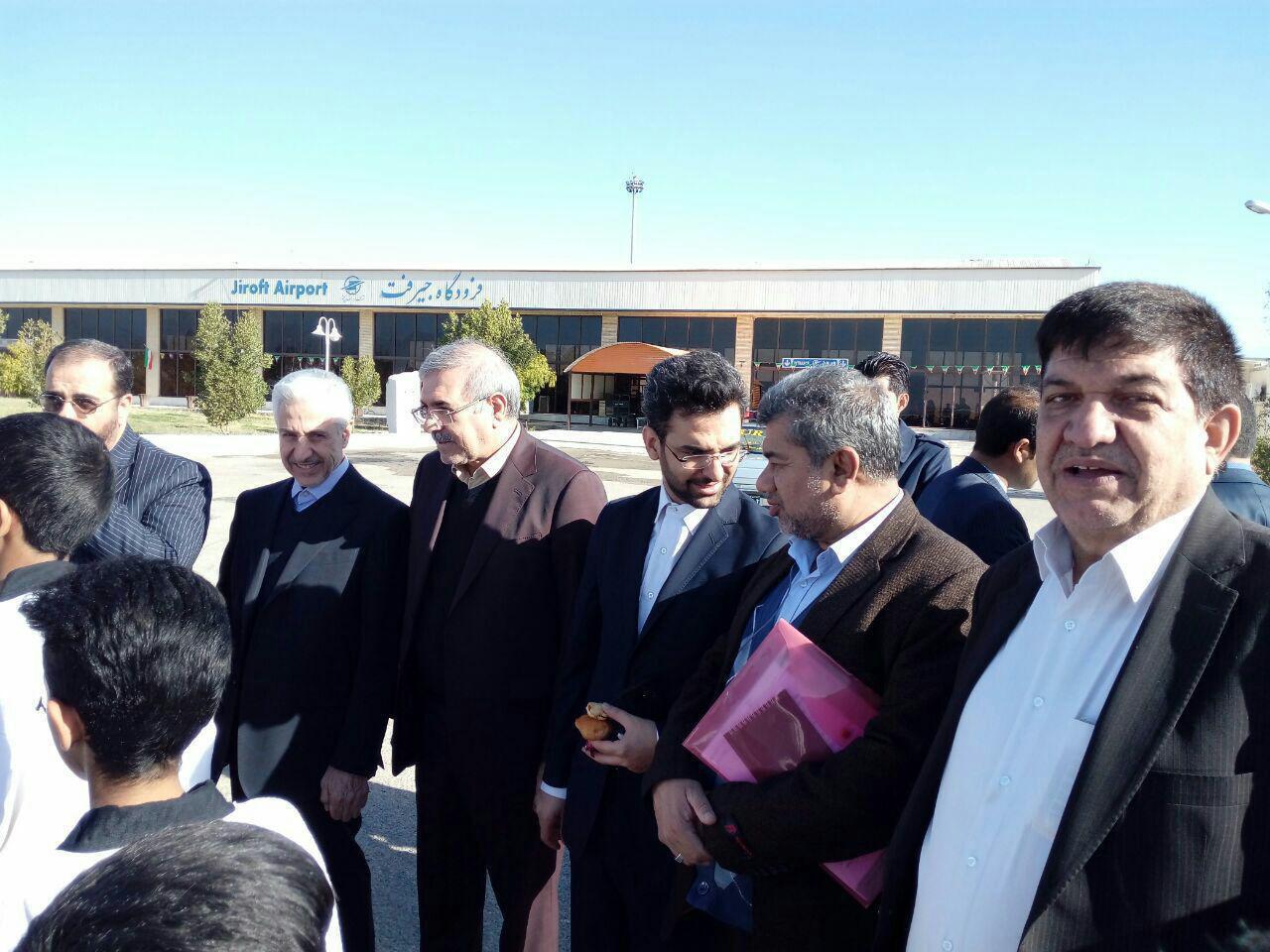 برنامه های سفر وزیر ارتباطات به شهرستان های جیرفت و کهنوج