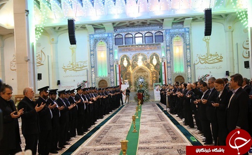 آغاز دهه فجر با خطبه&zwnj;خوانی در حرم بانوی کرامت(س)+تصاویر