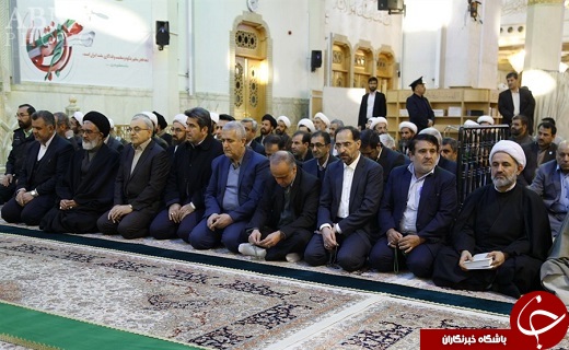 آغاز دهه فجر با خطبه&zwnj;خوانی در حرم بانوی کرامت(س)+تصاویر
