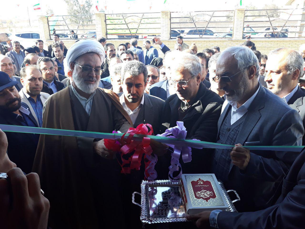 افتتاح سالن ورزشی چند منظوره کارگران شهرستان راور