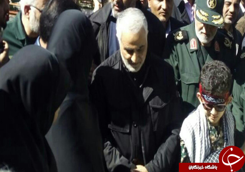 رونمایی از مقبره شهید اسکندری با حضور سردار سلیمانی در شیراز
