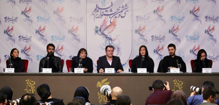 من آدم مطالبه گری هستم، نه حاشیه پرداز