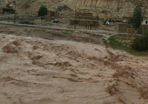 ۴ سرنشین سواری پژو در رودخانه کشکان ناپدیدشدند