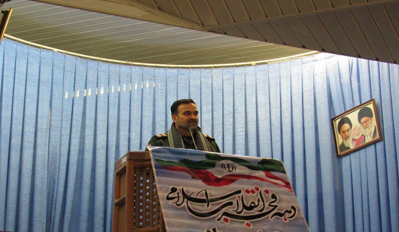 اجازه نخواهیم داد کسی پای خود را از خط قرمزهای انقلاب فراتر بگذارد