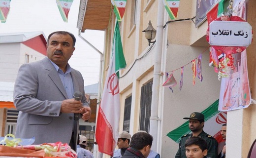 زنگ انقلاب در مدارس استان سمنان نواخته شد