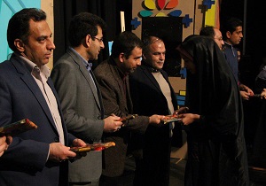 تجلیل از برگزیدگان مسابقه من کالای ایرانی می‌خرم در مهریز