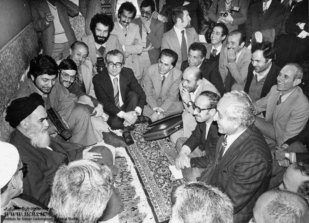 15 بهمن/ با حکم امام خمینی(ره) دکتر مصدق مامور تشکیل کابینه شد
