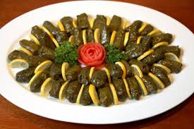 چگونه دلمه برگ&zwnj;مو بپزیم؟
