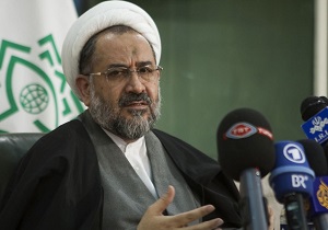 ناکارآمد نشان دادن دین از تلاش های دشمن برای فریب افکار عمومی است