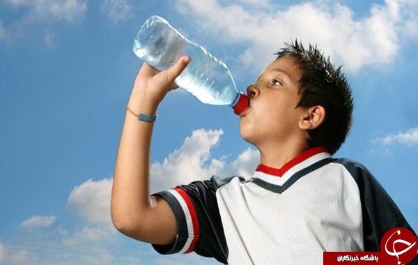آب چگونه کمکتان میکند هشیارتر باشید آب چگونه کمکتان میکند هشیارتر باشید