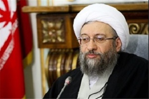 حال آیت الله آملی لاریجانی خوب است + فیلم