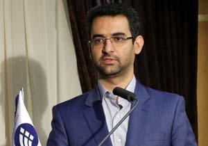 وزیر ارتباطات و فناوری اطلاعات وارد خراسان جنوبی شد