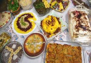جشنواره پخت غذا در جزیره هرمز برگزار شد