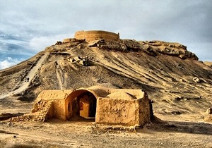 این مرد آخرین نگهبان مرگ ایران است+تصاویر
