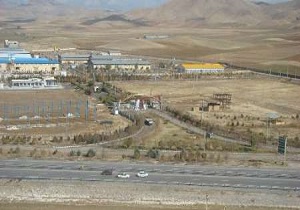 استقرار و راه اندازی کارخانه های تولیدی در منطقه ویژه اقتصادی نمین