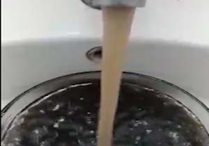 آب شرب گل‌آلود در رودسر + فیلم