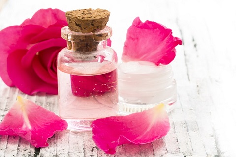 برای از بین بردن چین و چروک صورت از چه روش&zwnj;هایی استفاده کنیم؟