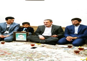 شهدا افتخار کشور و ملت هستند
