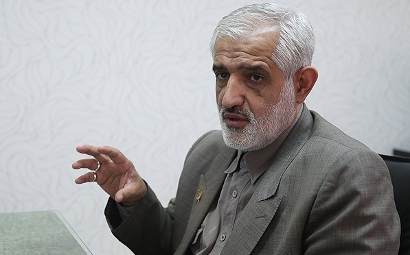 آزادی و حق تعیین سرنوشت بزرگترین هدیه انقلاب به مردم است
