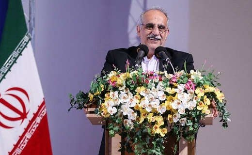 نوسانات قیمت ارز در کشور را باید مدیریت کرد / خط تولید مینی بوس در سمنان به بهره برداری رسید