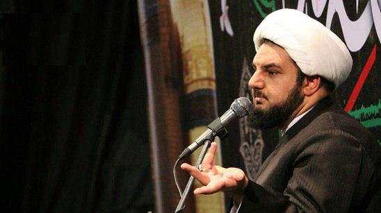 22 بهمن روز دفاع از ارزش‌ها و ایستادگی بر آرمان ها است
