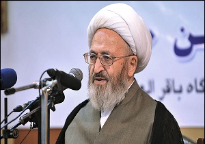 مشکلات اقتصادی با قناعت برطرف می شود