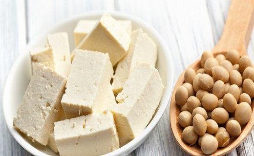 پیشگیری از چاقی با خوردن صبحانه/ آیا لیمو ترش به دندان&zwnj;ها آسیب می&zwnj;زند/ توفو، پنیر گیاهی/ این دردهای شکمی را جدی بگیرید