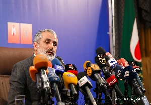 روحانی؛ سخنران اصلی یوم الله 22 بهمن/ بیش از 6 هزار نفر مراسم امسال را پوشش خبری می&zwnj;دهند