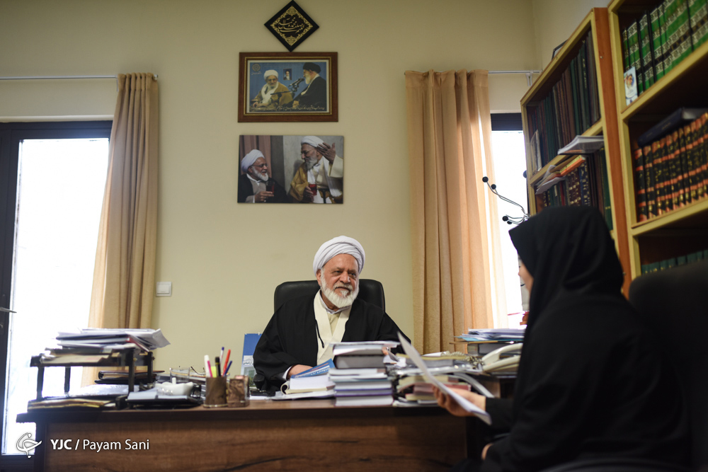 تیتر پیشنهادی: از توصیه رفسنجانی در خطبه&zwnj;های نماز جمعه بر مانور شوی تجملاتی تا خاطره&zwnj;ای از فرزند رهبر انقلاب/خاطره&zwnj;هایی از دورانی که 