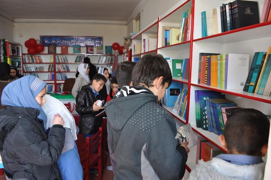 افتتاح کتابخانه سیار روستایی کانون زنجان در منطقه زنجانرود