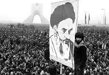 ناگفته&zwnj;های یک آیت الله از انقلاب 57/ از سنگباران خودروها تا پخش اعلامیه&zwnj;های دست&zwnj;نویس امام(ره)