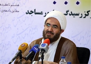 ارتقای کیفیت نماز جمعه مطالبه اصلی رهبر انقلاب است