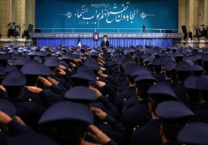 دیدار فرماندهان نیروی هوایی ارتش با رهبر انقلاب  + فیلم
