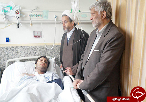 مسئولان امر به معروف کشور از معلم مضروب نهاوندی عیادت کردند+تصاویر مسئولان امر به معروف کشور از معلم مضروب نهاوندی عیادت کردند+تصاویر