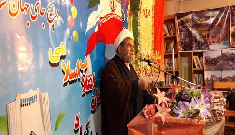 انقلاب اسلامی ایران در مسیر رسیدن به هدف متعالی خود بریده نمی&zwnj;شود