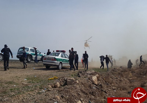 واژگونی اتوبوس در محور سروستان - شیراز/۱۵ نفر زخمی شدند