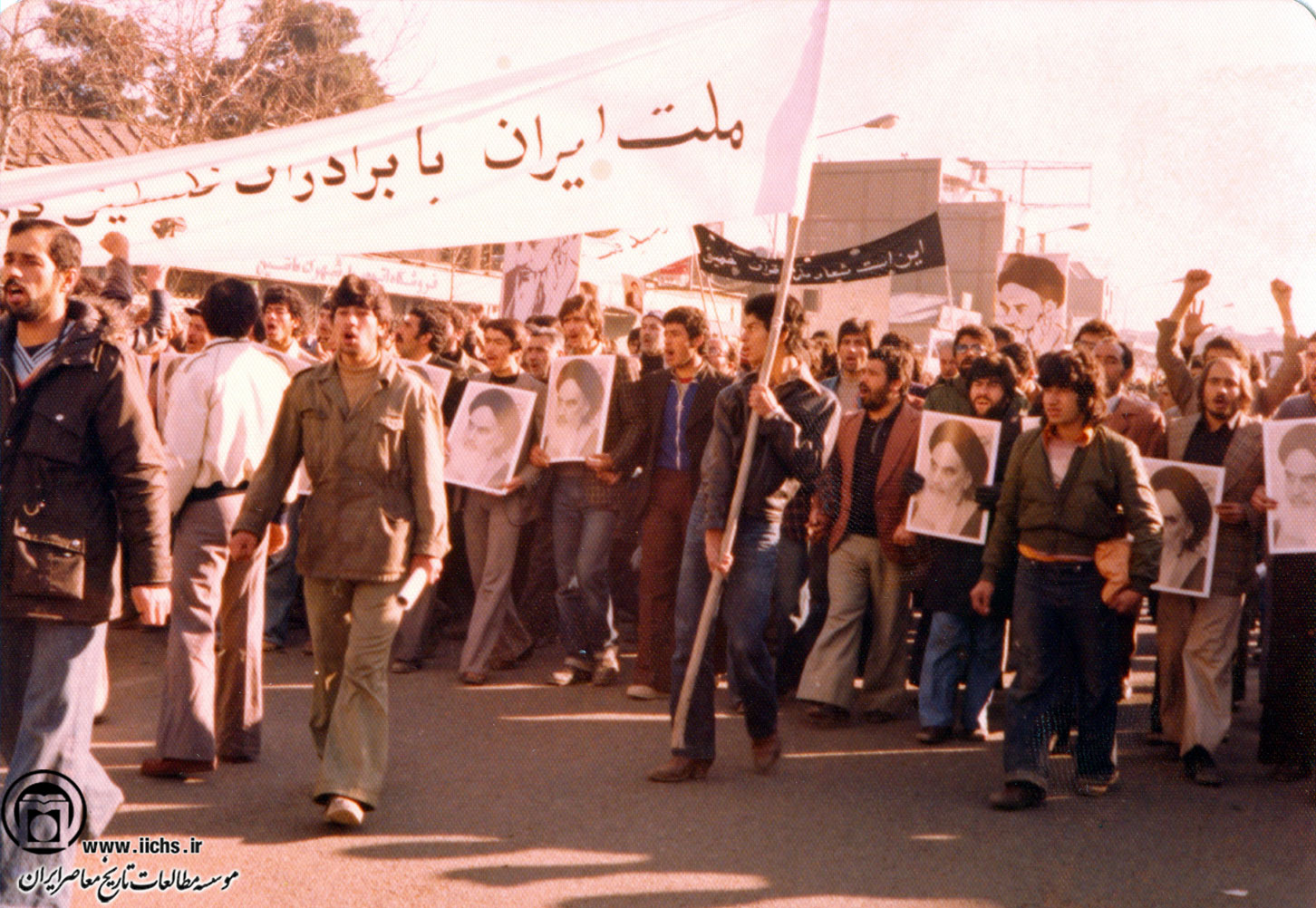 22 بهمن 57/ انقلاب اسلامی ایران پیروز شد