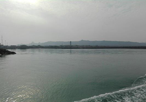 آغاز عملیات لایروبی بندر چند منظوره جزیره هرمز با حضور وزیر راه