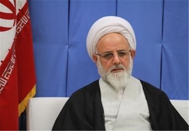 مطالعه کتاب نقش بسزایی در افزایش معلومات عمومی و رشد اقشار مختلف جامعه دارد.