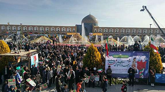 شکوه همدلی در نصف جهان