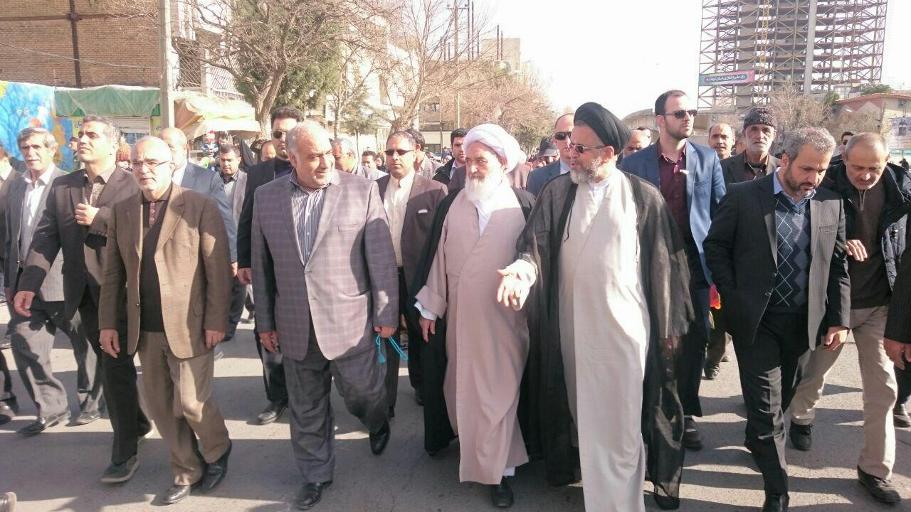 حضور وزیر اطلاعات در راهپیمایی یوم الله 22 بهمن ماه در کرمانشاه