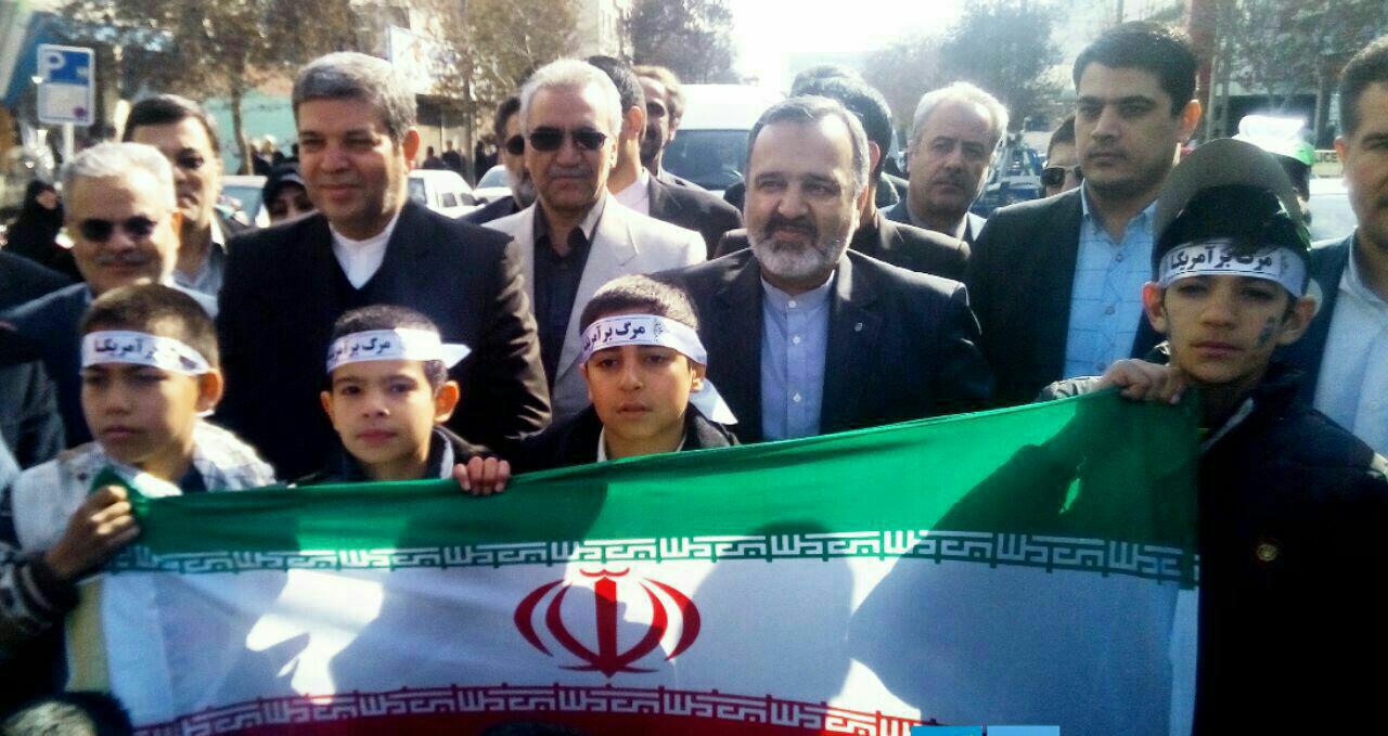 مردم ما برای حفظ ارزش های الهی و متعالی انقلاب اسلامی متحد و همدل هستند