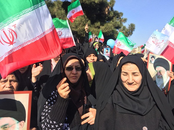آغاز راهپیمایی پرشکوه ۲۲ بهمن ۹۶ در استان مرکزی