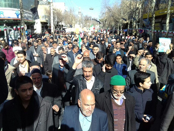 آغاز راهپیمایی پرشکوه ۲۲ بهمن ۹۶ در استان مرکزی