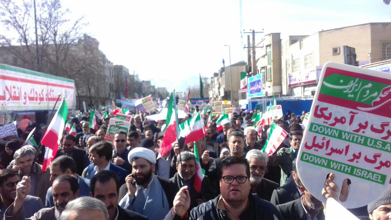 حضور پررنگ مردم اراک در جشن مردمی انقلاب + فیلم