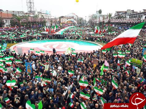 حضور تماشایی گیلانیها در جشن انقلاب حضور تماشایی گیلانیها در جشن انقلاب