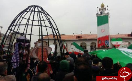 حضور تماشایی گیلانیها در جشن انقلاب حضور تماشایی گیلانیها در جشن انقلاب