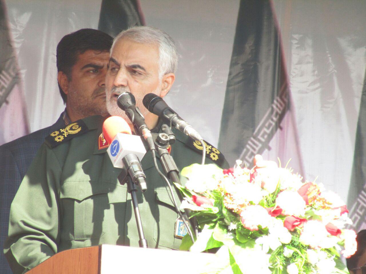 انقلاب اسلامی درشرایطی سخت شکل گرفت
