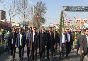 حضور رئیس سازمان زندان&zwnj;ها در راهپیمایی ۲۲ بهمن