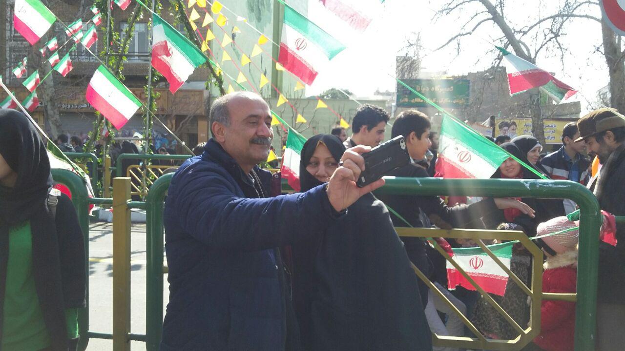 از حضور جنایتکاران دنیا در راهپیمایی تا آمدن دوقلوهای انقلابی+ فیلم و تصاویر